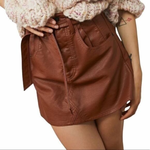 Free People East of Eden Vegan Leather Mini Skirt, Size 27 NWT - Picture 1 of 11